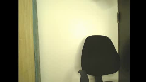 ella online show from April 18, 2026, 5:22 am