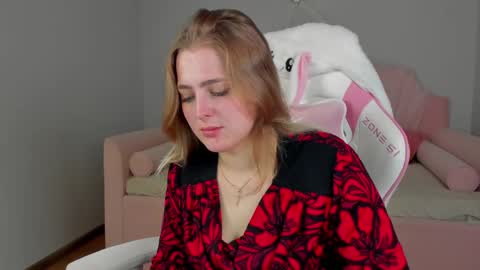EllaBells online show from April 5, 2026, 5:15 am