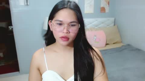 Snapshot of ellaford chatting on July 5, 2026, 12:17 am EllaFord online show from July 5, 2026, 12:17 am