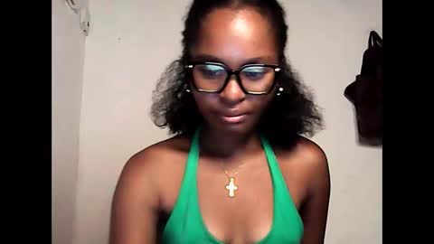 ellah245 online show from April 20, 2026, 11:50 pm