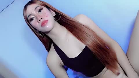 ellah_bonita online show from December 5, 2025, 3:04 am