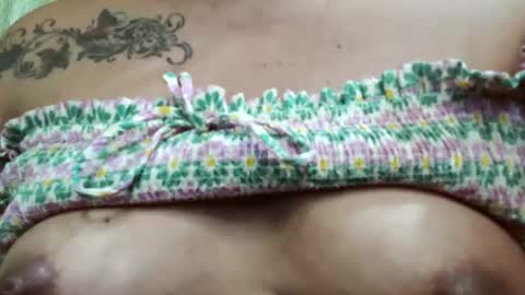 Ellah online show from September 15, 2025, 4:01 am