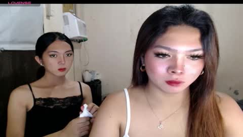 ELLAH online show from December 2, 2025, 4:51 am