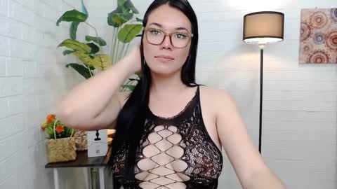 CINDERELLA online show from February 4, 2026, 1:44 am