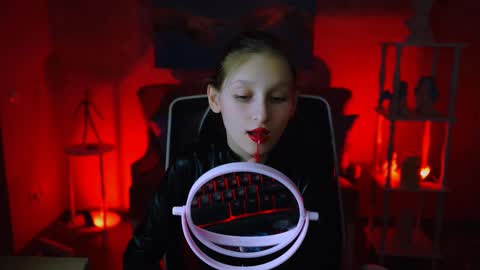 Ella online show from February 23, 2025, 5:56 am