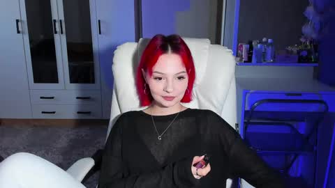 Snapshot of ellales chatting on October 8, 2025, 9:29 am ellales online show from October 8, 2025, 9:29 am