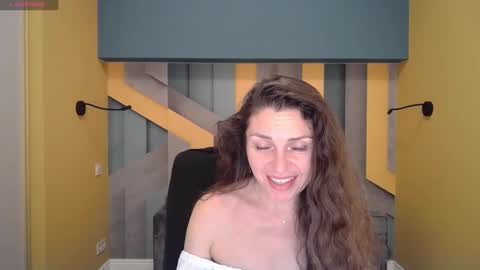 EllaLongs online show from January 15, 2025, 12:25 pm