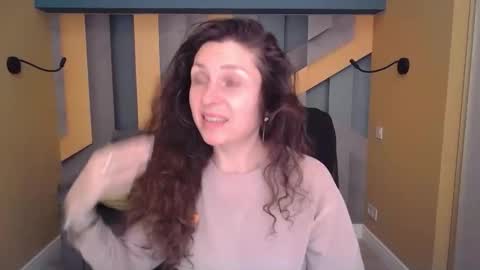 EllaLongs online show from March 24, 2026, 12:21 pm