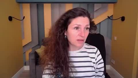 EllaLongs online show from April 10, 2026, 11:26 am