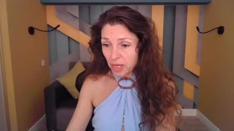 EllaLongs online show from July 3, 2026, 11:27 am
