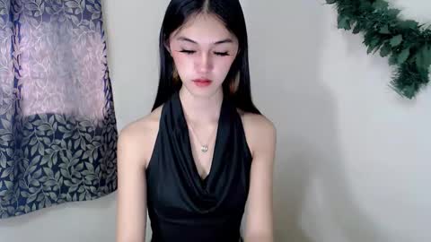 ELLA online show from October 18, 2025, 10:54 pm