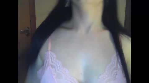 elle010843 online show from April 16, 2026, 9:39 pm