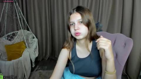 elle_ellise online show from September 11, 2025, 12:55 am