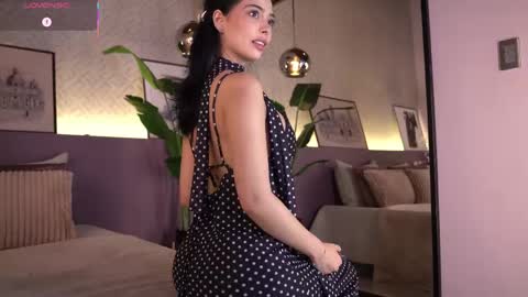 Elle Diane online show from June 7, 2026, 11:30 pm