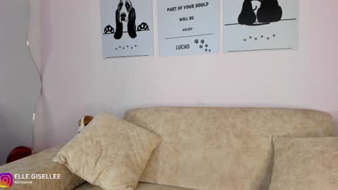 Yiss online show from February 15, 2025, 10:44 am