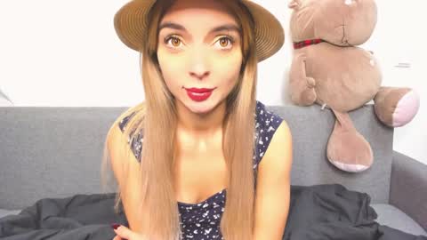 ellen_flow online show from December 8, 2024, 5:55 pm