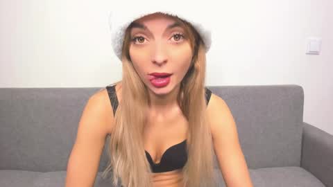 ellen_flow online show from January 9, 2025, 9:27 am