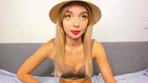 ellen_flow online show from February 28, 2025, 5:48 am