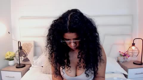  Ellie   online show from December 23, 2024, 3:12 pm