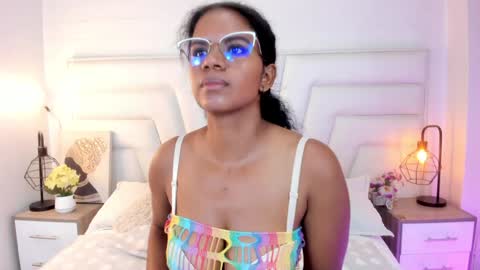  Ellie   online show from January 22, 2025, 3:07 pm