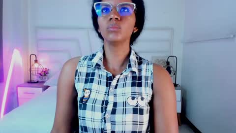  Ellie   online show from January 31, 2025, 12:07 pm