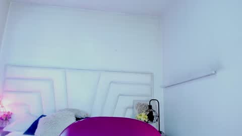  Ellie   online show from January 31, 2025, 3:11 pm