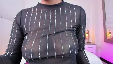  Ellie   online show from February 19, 2025, 3:16 pm