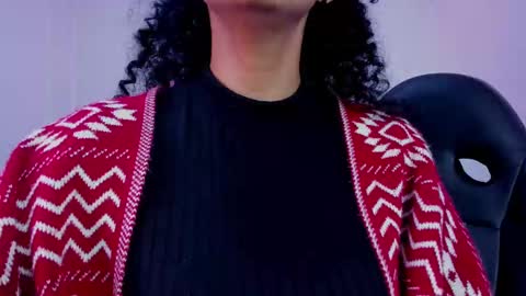  Ellie   online show from September 25, 2025, 12:09 pm