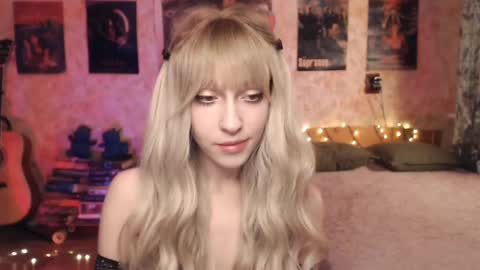 ellie_friendly online show from January 20, 2025, 11:10 pm