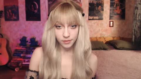 ellie_friendly online show from February 3, 2025, 11:26 pm