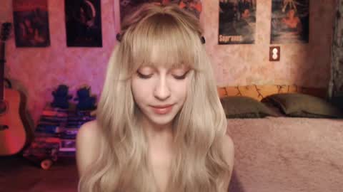 ellie_friendly online show from February 22, 2025, 12:38 am