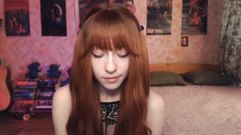 ellie_friendly online show from September 10, 2025, 1:49 am