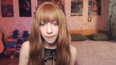 ellie_friendly online show from October 18, 2025, 1:52 am