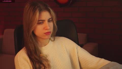 elliecutes online show from January 13, 2025, 5:23 am