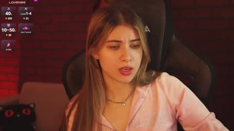 elliecutes online show from January 31, 2025, 7:07 am