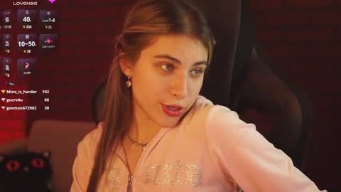 elliecutes online show from January 31, 2025, 4:17 pm