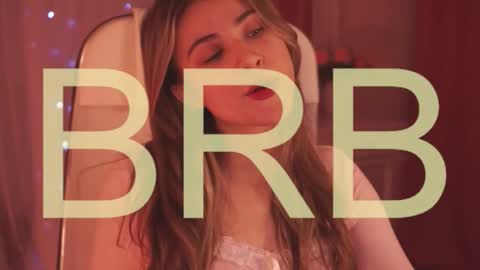 elliecutes online show from October 26, 2025, 8:20 am