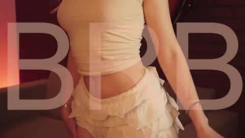 elliecutes online show from February 25, 2026, 5:28 am