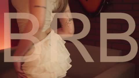 elliecutes online show from April 12, 2026, 8:19 am