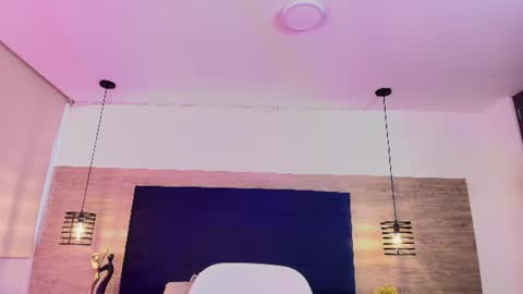 Snapshot of elliee_alves chatting on July 13, 2026, 2:53 pm elliee_alves online show from July 13, 2026, 2:53 pm