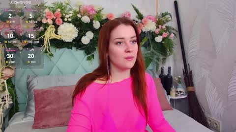 EllieLarson online show from October 27, 2025, 5:06 pm