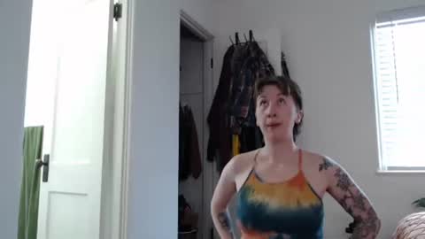Ellie Rowyn online show from April 30, 2026, 11:20 pm