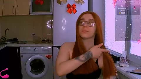 Snapshot of ellies_8 chatting on February 4, 2025, 9:28 am Ellie online show from February 4, 2025, 9:28 am