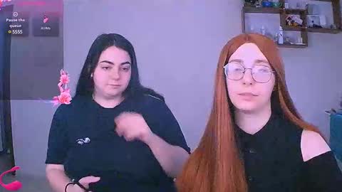 Snapshot of ellies_8 chatting on February 15, 2025, 10:22 am Ellie online show from February 15, 2025, 10:22 am