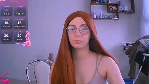 Snapshot of ellies_8 chatting on February 18, 2025, 8:49 am Ellie online show from February 18, 2025, 8:49 am