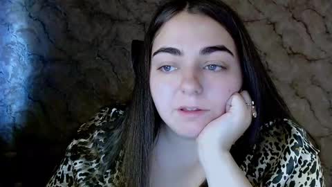 Snapshot of ellies_8 chatting on September 13, 2025, 11:54 am Ellie online show from September 13, 2025, 11:54 am