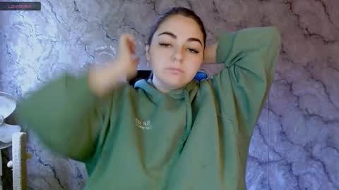 Snapshot of ellies_8 chatting on September 26, 2025, 4:38 am Ellie online show from September 26, 2025, 4:38 am