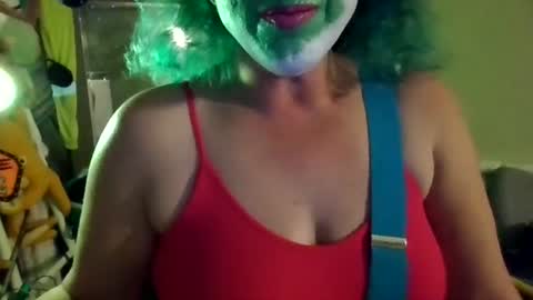 Elliohh online show from May 12, 2026, 4:53 am