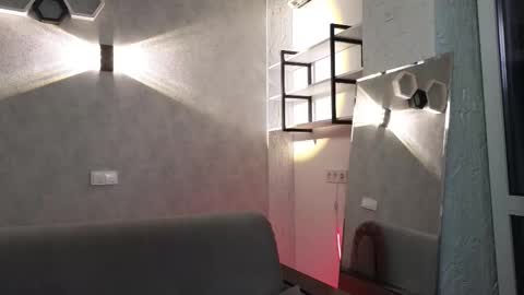 elliot_muscle04 online show from December 5, 2025, 3:20 pm