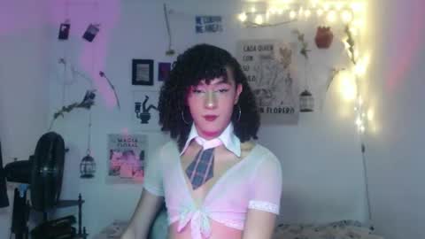  . online show from October 22, 2025, 10:09 pm